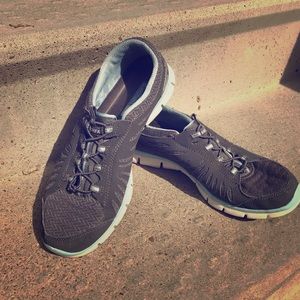 Skechers Flex - Women’s Size 8.5